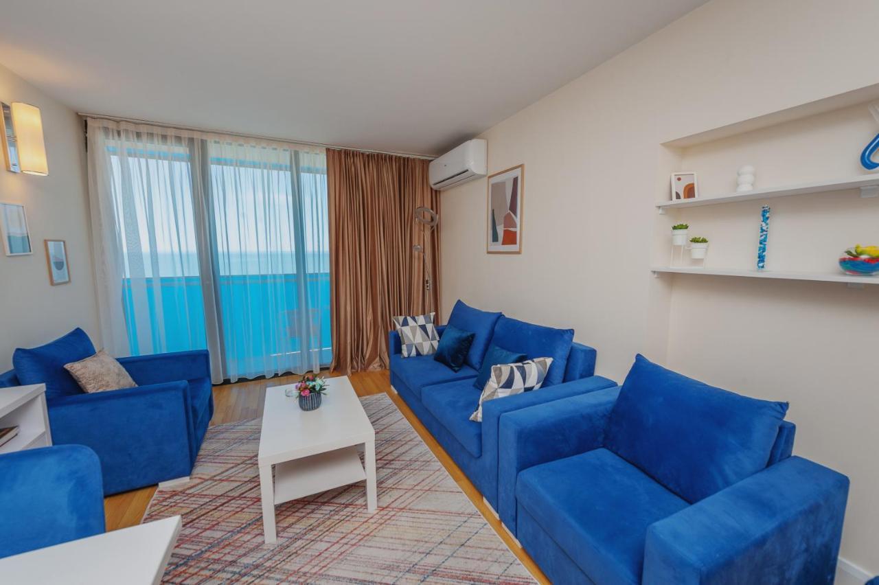 Aparthotel ~ Orbi City ~ 巴统 外观 照片